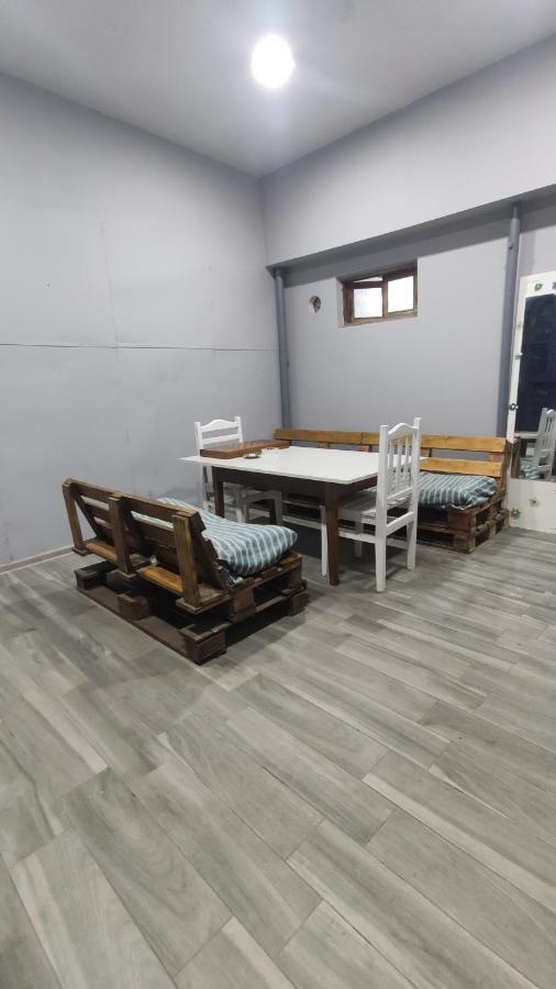 Home Apartments Батуми Екстериор снимка