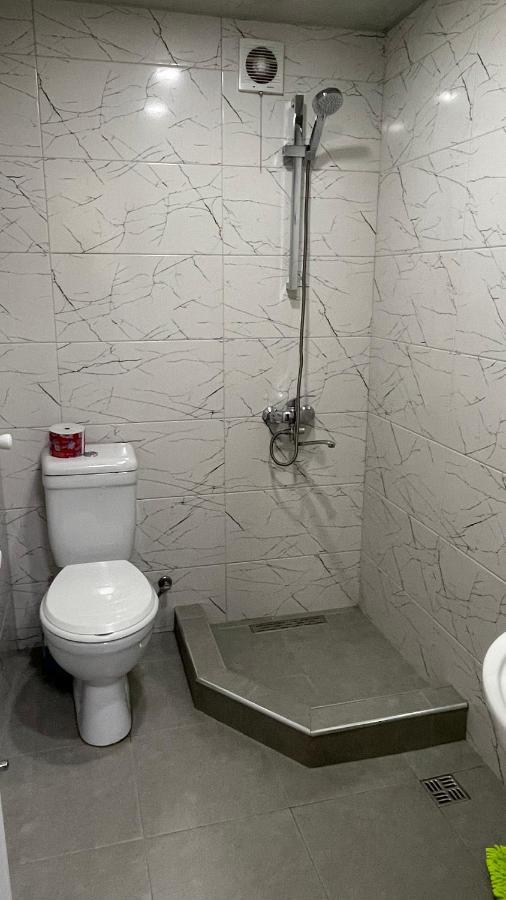 Home Apartments Батуми Екстериор снимка